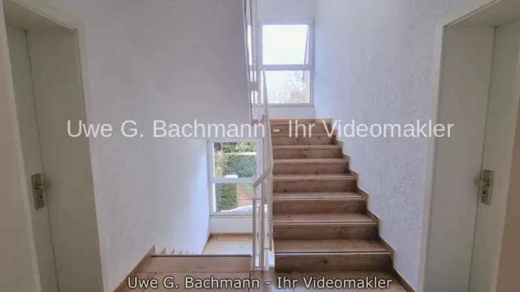Berlin / Reinickendorf Konradshöhe: Helle Maisonette-Wohnung mit 3 Zi., gr. Balkon & 2 Bädern