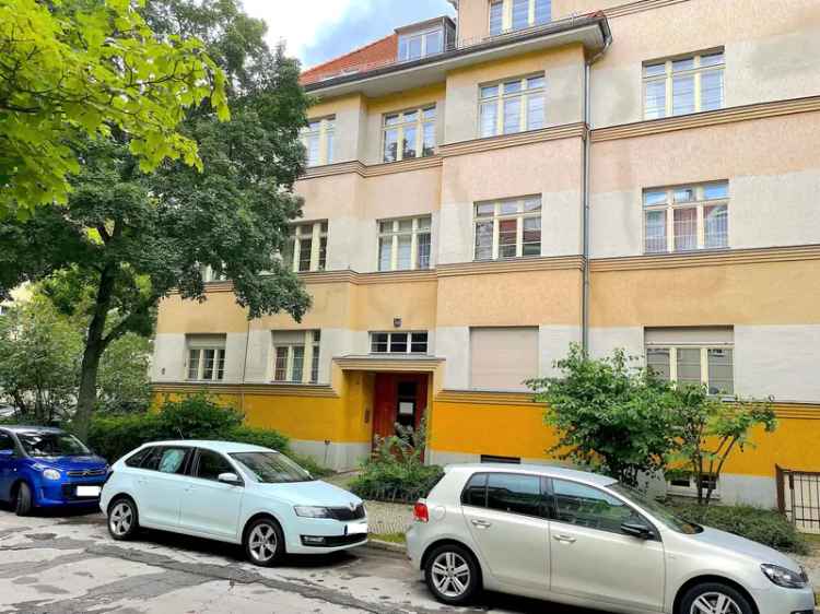 gut geschnittene 4-Zimmerwohnung mit abgezogenen Dielenböden u. Balkon in Berlin-Karlshorst nahe S-Bahnhof