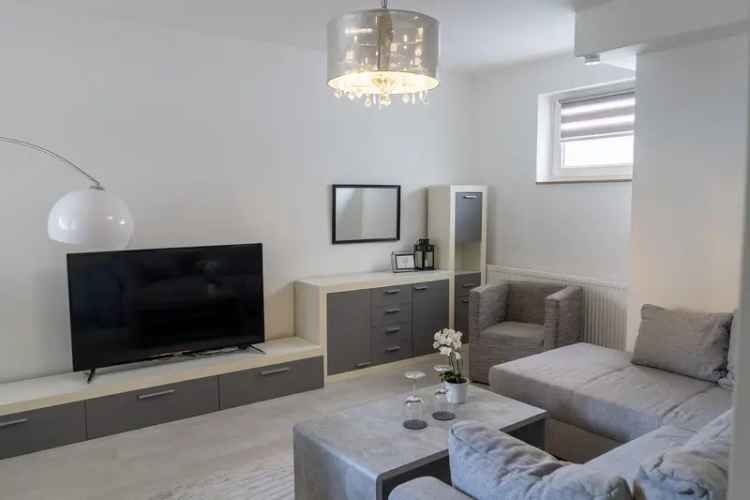 Liebevoll möblierte 2-Zimmer-Wohnung mit Einbauküche in Ludwigshafen Mundenheim