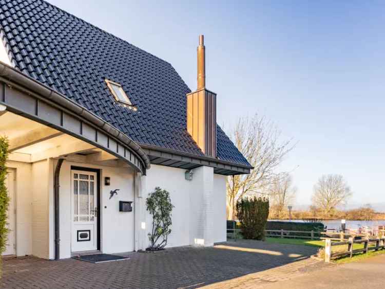 Haus Zum Kauf in Lauenburgische Seen, Schleswig-Holstein