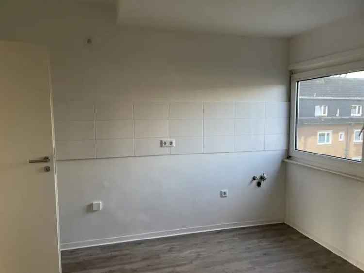 Sanierte 2-Zimmer Dachgeschosswohnung 63m²