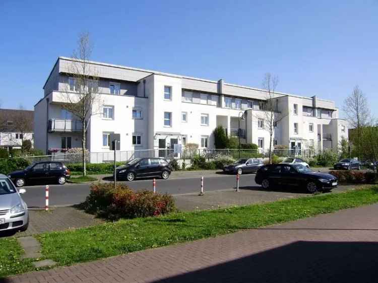 47105/142  Moderne 2-Zimmer-Souterrain-Wohnung mit eigenem Zugang und Gartenstück in Düsseldorf-Wittlaer