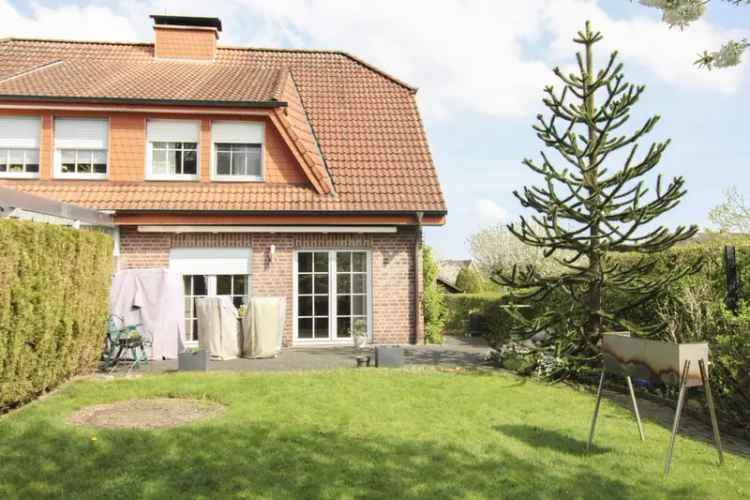 Wohnträume leben: Gehobene Doppelhaushälfte mit großem Garten in Oelde