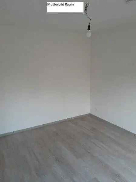 Familien aufgepasst: 4-Zimmerwohnung mit Balkon!