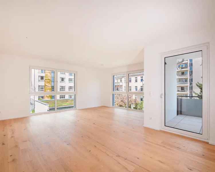 3-Zimmer-Wohnung in Berlin mit Balkon und Aufzug