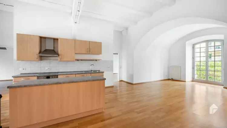 Stilvolle Loft-Wohnung im historischen Körnermagazin Rastatt