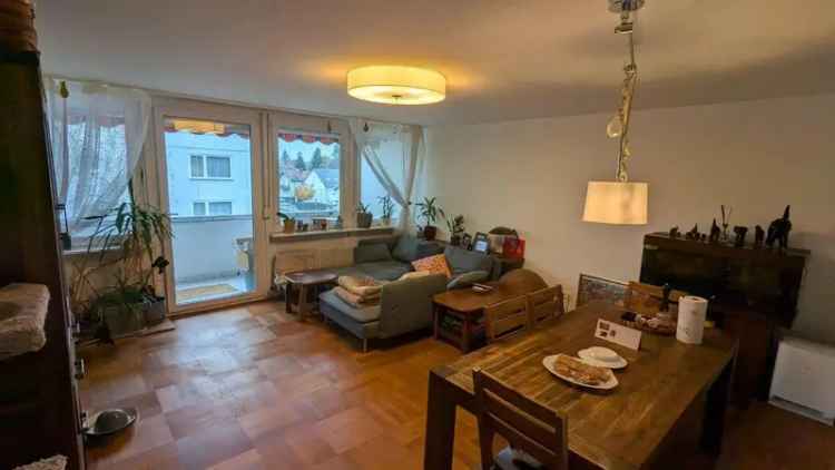 Mieten 3 Zimmer Wohnung mit Balkon in ruhiger Lage und idealem Schnitt