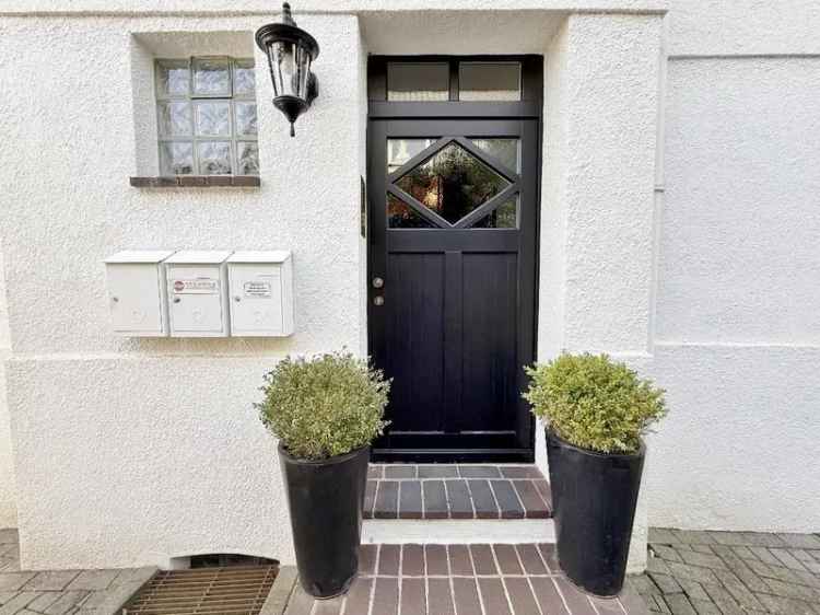 Altbau-Villa mit drei Wohneinheiten im Herzen von Delmenhorst!