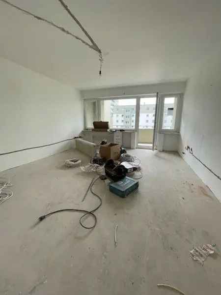 Ihre Zukunft - Ihre Wohnung: frisch renovierte 2-Zimmer-Wohnung in Freimann