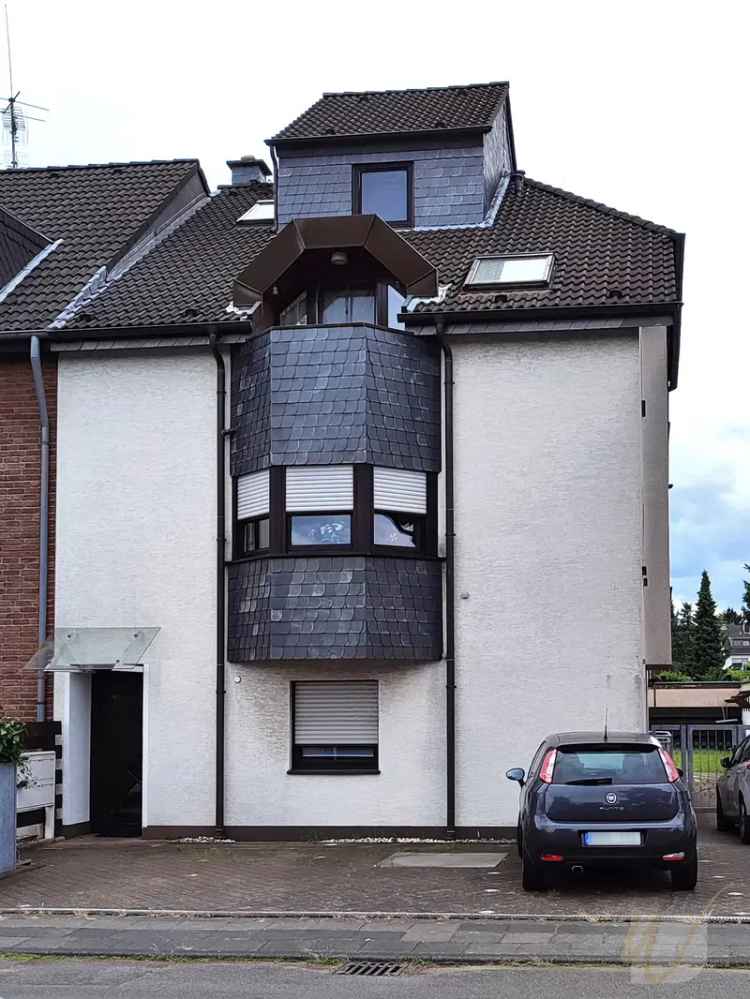 Top- Mehrfamilienhaus in attraktiver Lage in Köln-Porz