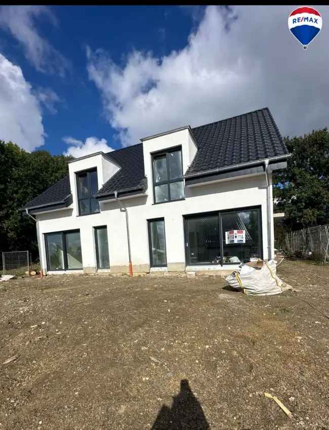 Neubau Doppelhaushälfte in Herford City ZU VERMIETEN