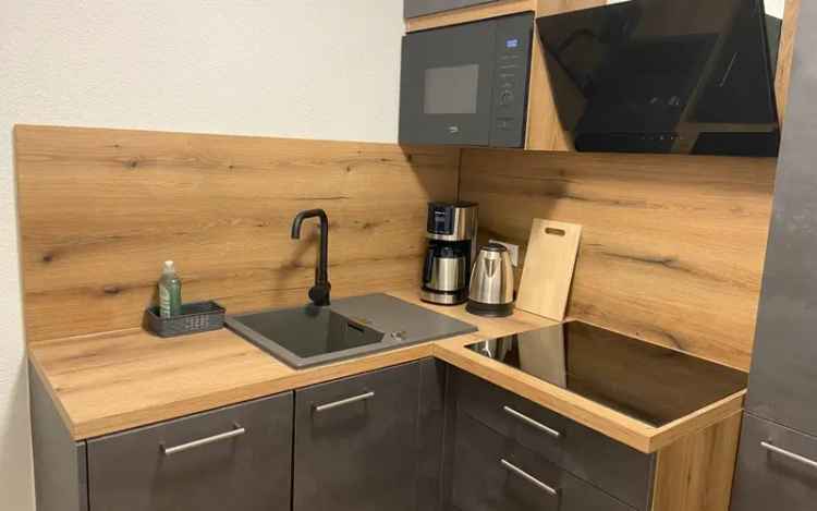 2-Zimmerwohnung mit TV, Internet, Küche, Dusche/Wc, Trockner, Waschmaschine und Terrasse