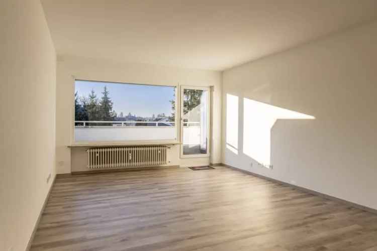 Bezugsfreie und renovierte 2-Zi.-Dachterrassenwohnung zwischen Moosach und Ober- /Untermenzing
