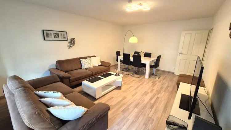 Attraktive 4-Zimmerwohnung 96m² mit Balkon und Gäste-WC in super zentraler Lage in Unterbilk