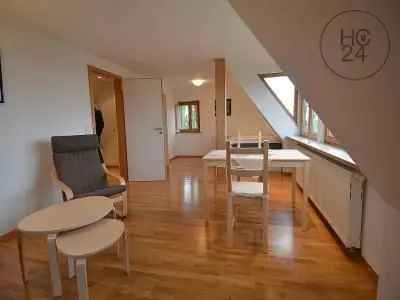 Möblierte Dachgeschosswohnung in Ulm - Safranberg, ideal für Pendler