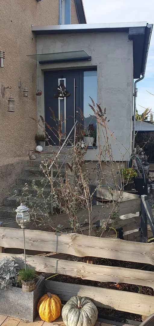 Traumhaus Familien Einfamilienhaus Pool Garten Doppelcarport