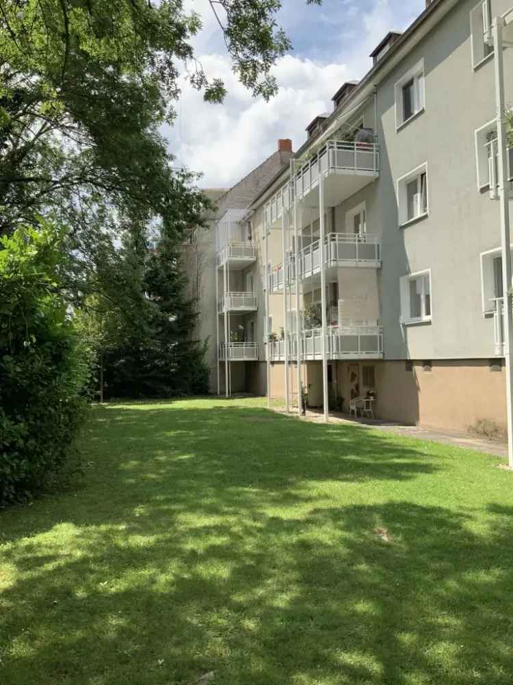 Schöne, helle Wohnung mit Balkon im Südviertel!