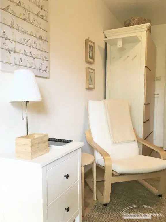 Eschersheim (8047399) -  Freundliches Zimmer mit Balkon in ruhiger Lage