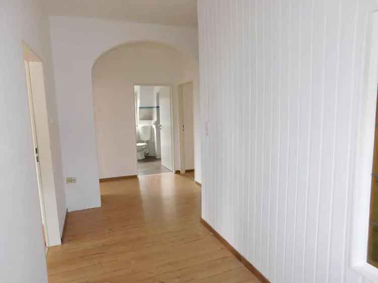 Zentral gelegene Obergeschosswohnung mit Balkon