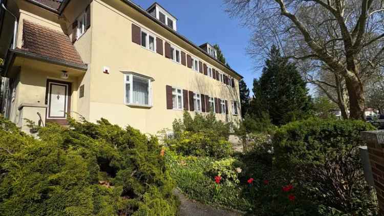 Sanierungsobjekt in  1-A-Lage von Berlin-Dahlem- Ideal für eine Familie !
