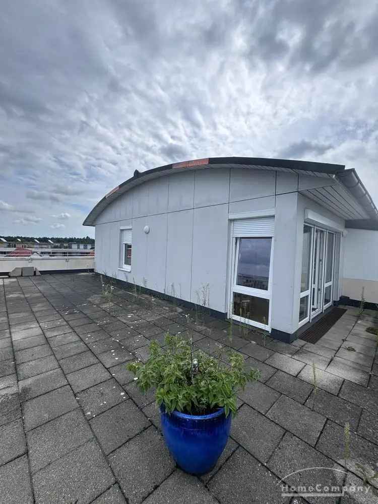 ***Helle, voll möblierte 2-Zimmer-Wohnung mit großer Dachterrasse in Unterschleißheim