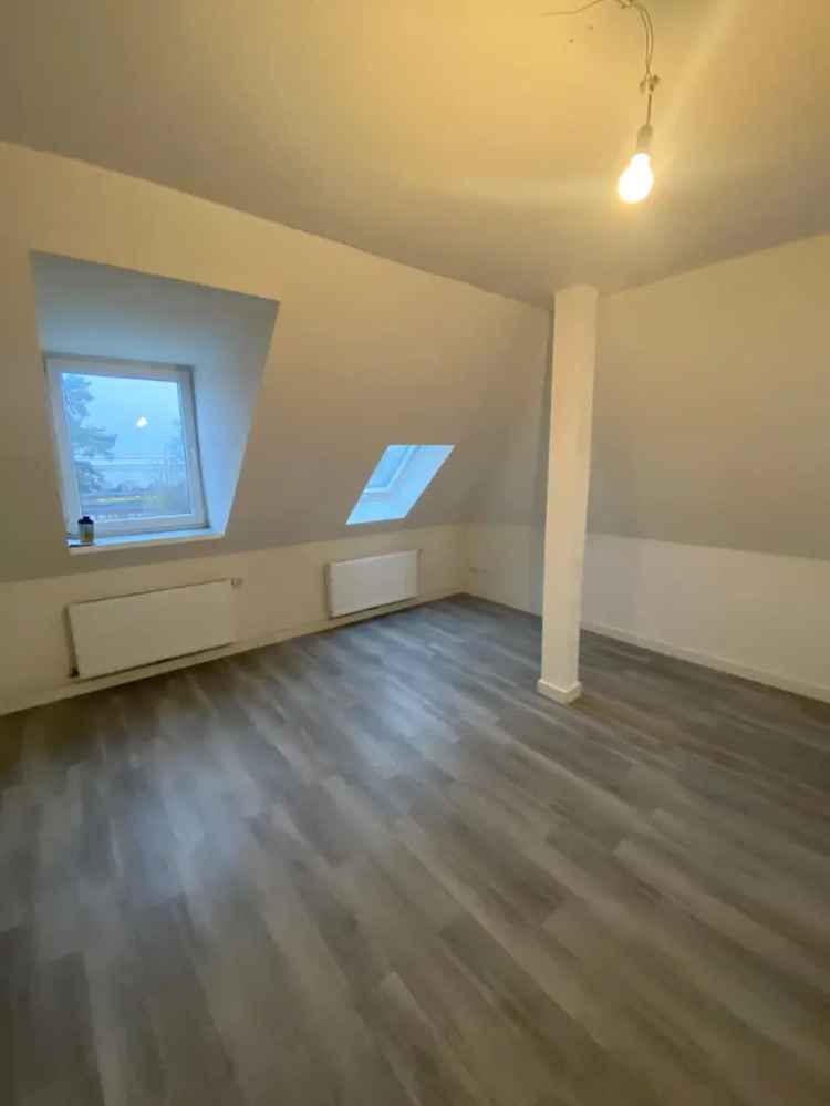 Perfekt für Single´s, Paare und Studenten: Top 2-Zimmer-Apartment in Vinnhorst