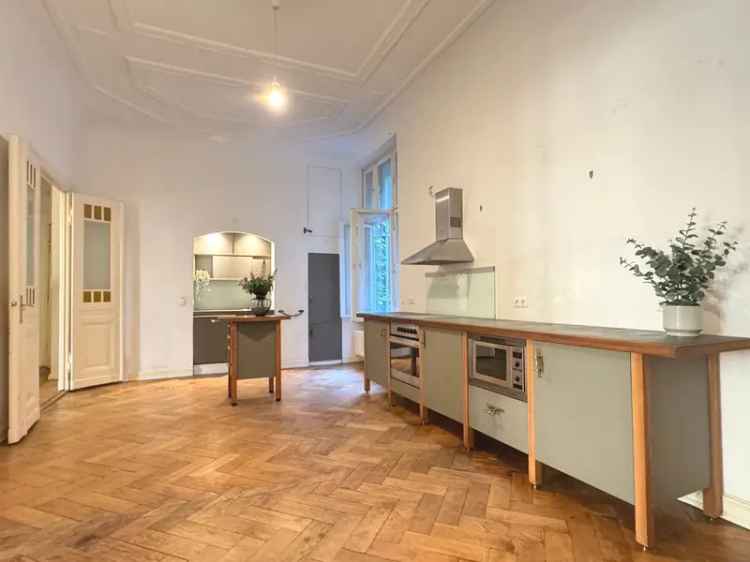 SCHÖNE, SEHR GROSSZÜGIGE 5-6 ZIM. ALTBAU-WHG. + BALKON MIT VIEL POTIENTIAL UNWEIT KUDAMM