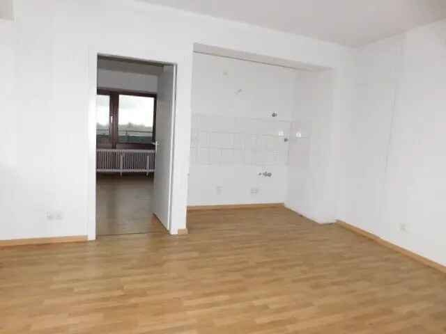 ***Tolle 2-Zimmerwohnung mit Laminat und 2 Balkone***