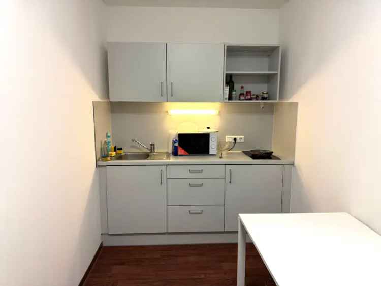 Studentenapartment mit großzügiger Dachterrasse und Blick ins Grüne in München-Freimann