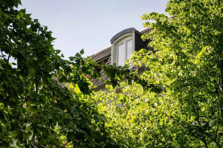 Alt-Tegel Gründerzeit Haus mit Turm Balkon Wohnungen Gewerbeeinheiten