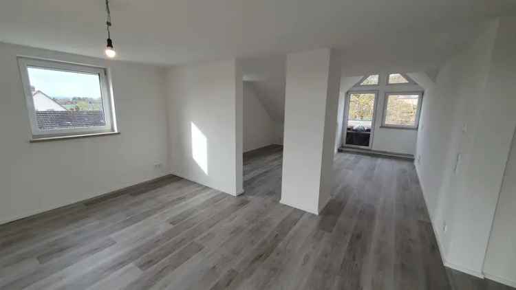 Sehr großzügige, kernsanierte Wohnung mit Aussicht und moderner Ausstattung