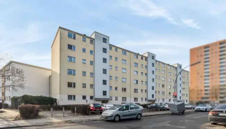 Vermietete 2-Zimmer-Wohnung mit Balkon und Fahrstuhl in Spandau (WE43)