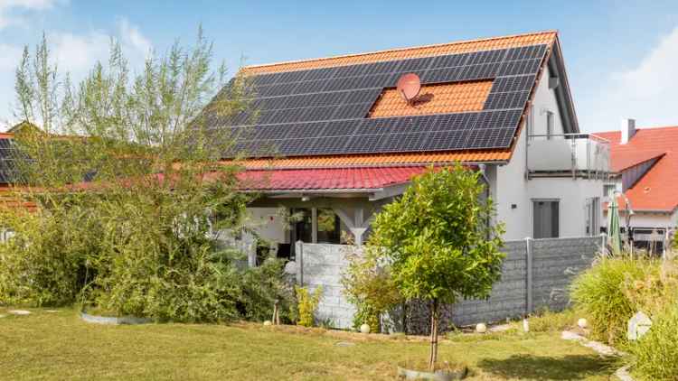 Modernes Einfamilienhaus mit großzügigem Grundstück und Wohlfühlambiente