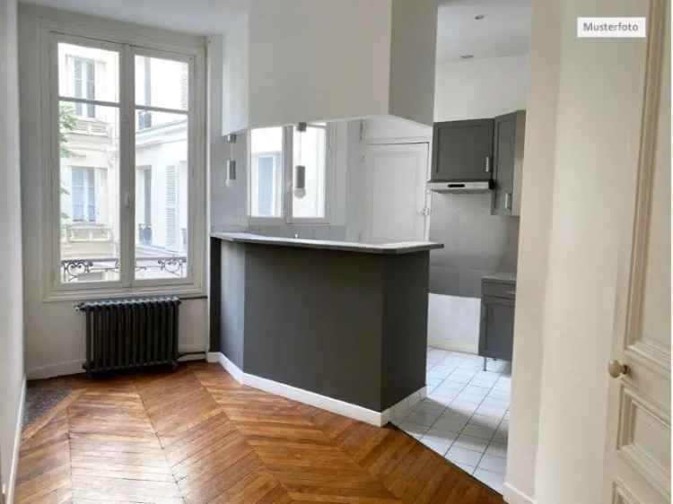 Etagenwohnung in 70176 Stuttgart, Rosenbergstr.
