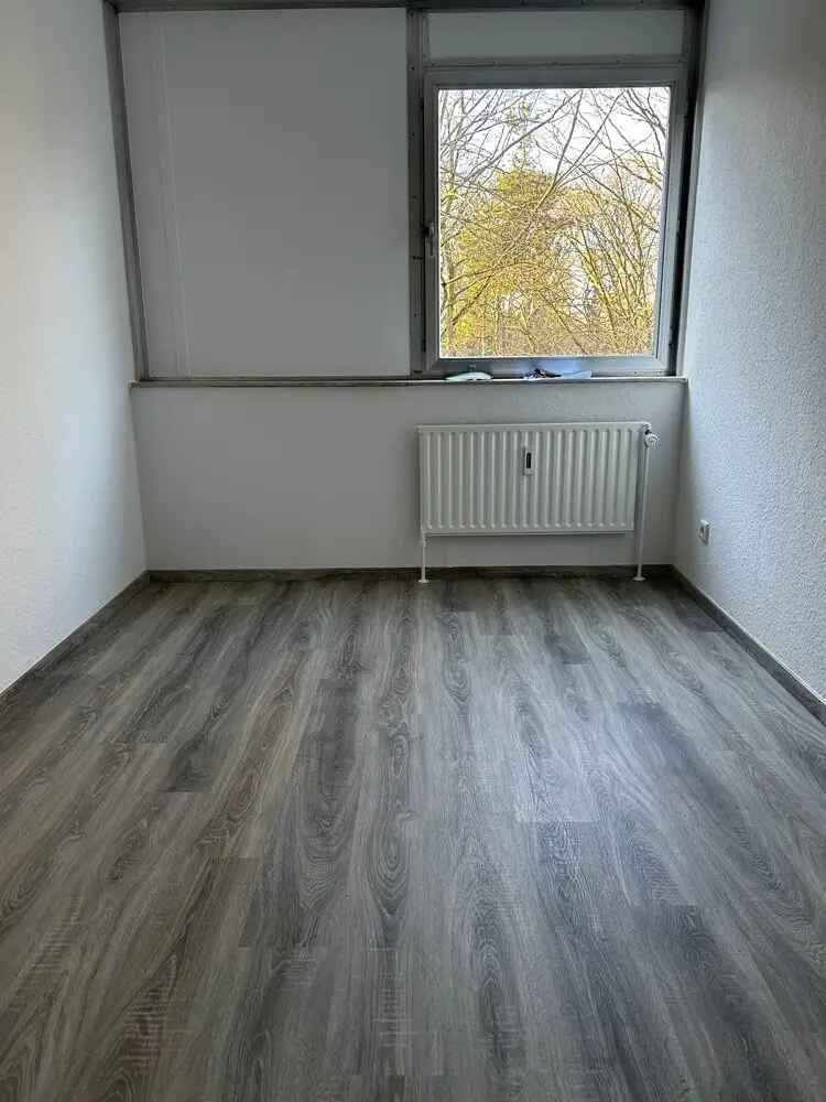 3 Zimmer Wohnung Dortmund Scharnhorst 71m2 Balkon