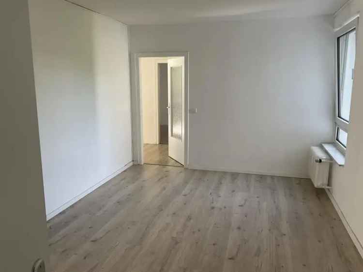 Demnächst frei! 5-Zimmer-Wohnung in Düsseldorf Garath