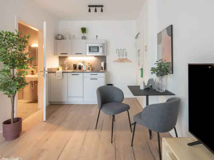 Mieten Apartment Frankfurt Gutleutstr. Suite L mit Küche und Smart-TV