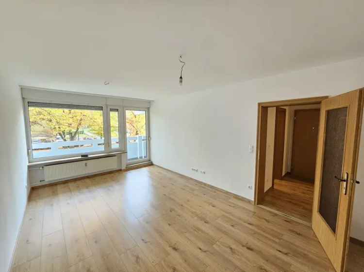 Moderne 2-Zi.-Wohnung mit Balkonen in Nürnbergs Zentrum