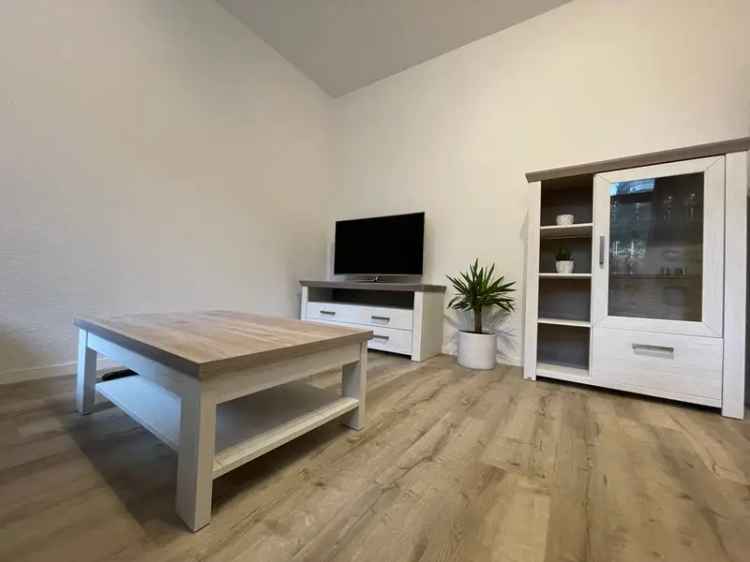 Zentrale Ferienwohnung in Hannover - 2 Zimmer, renoviert amp möbliert