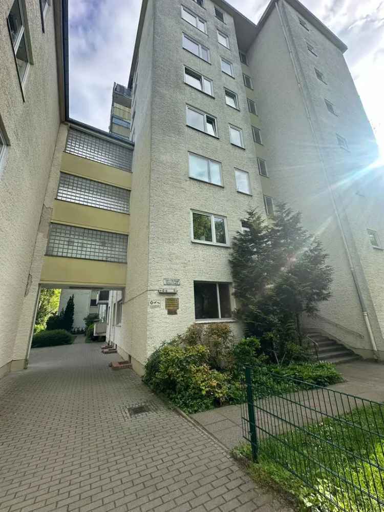 2-Zimmer-Wohnung mit Balkon in Mariendorf - Eigenbedarf möglich