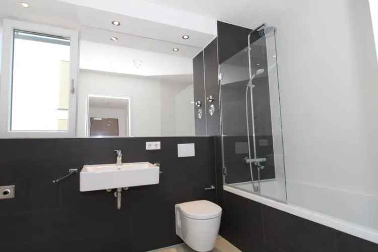 NEU!! TOP 3 Zimmerwohnung – Tageslichtbad – Südbalkon – Gäste WC – EBK