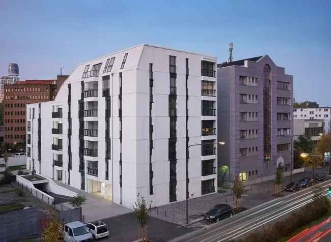 Studio-Wohnung mit Charme | Wohntraum mit Sonnenterrasse in Sachsenhausen | Nahe Main, EZB & City