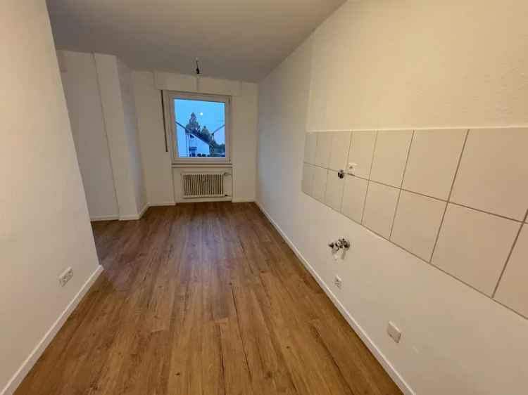 Kernsanierte 83qm 3-Zimmer Wohnung mit 2 Badezimmern und Balkon in Mü-Coerde