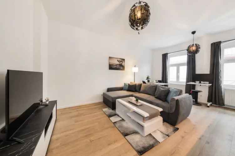 37 m Apartment in Berlin-Mitte mit Küche, Arbeitsplatz und Schlafzimmer