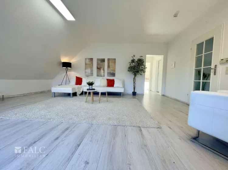 Wohnen in Seenähe: 3-Zimmer-Wohnung mit Balkon & moderner Ausstattung