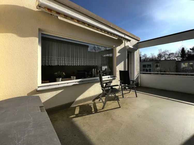 Praktische Raumaufteilung und tolle Dachterrasse: Wohnung als Kapitalanlage in ruhiger Lage!