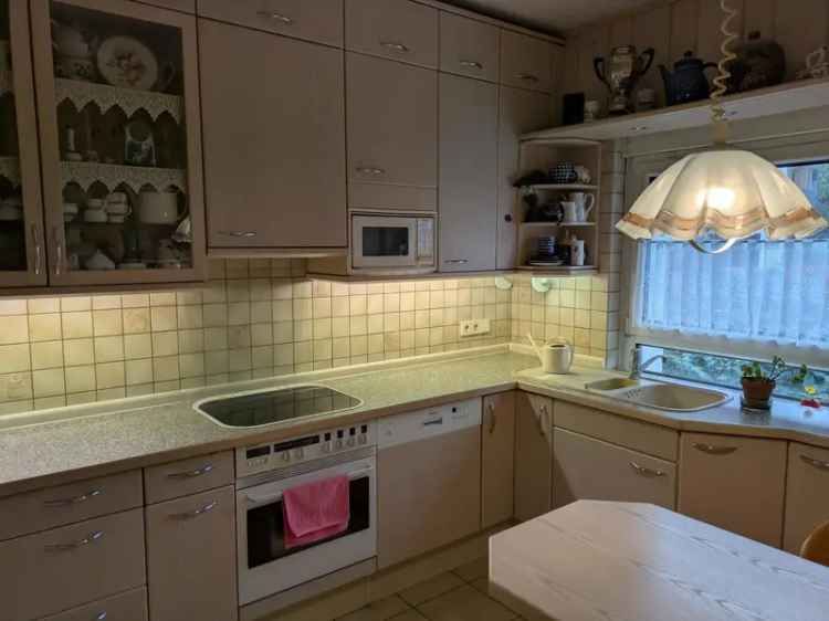 Großes Reihenhaus mit 5 Zimmern und Garten
