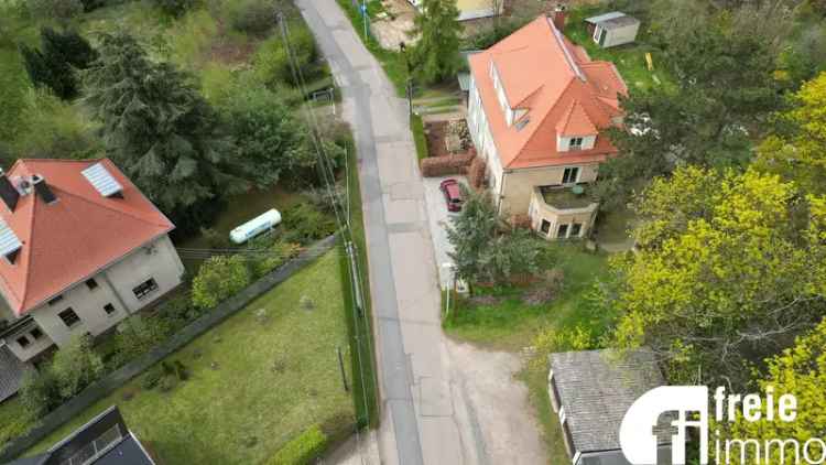 Energieeffiziente Doppelhaushälfte kaufen in Dresden mit modernem Garten