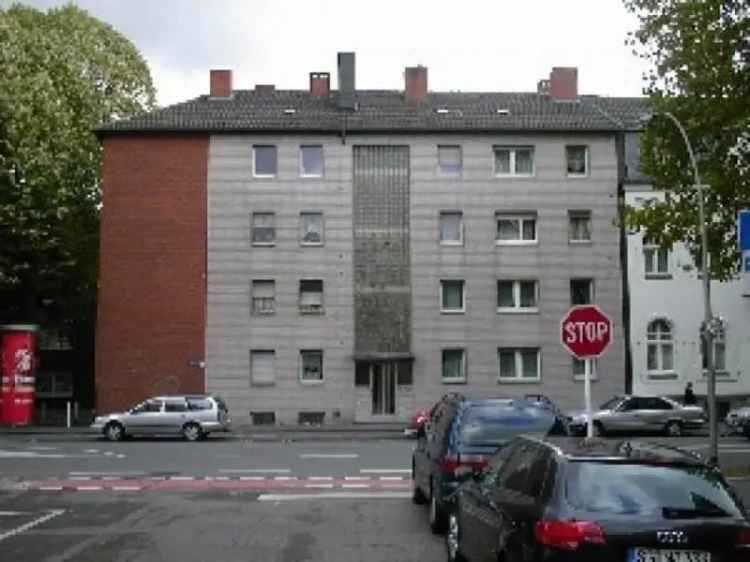 Mieten großzügige 3 Zimmerwohnung in Mönchengladbach mit Balkon