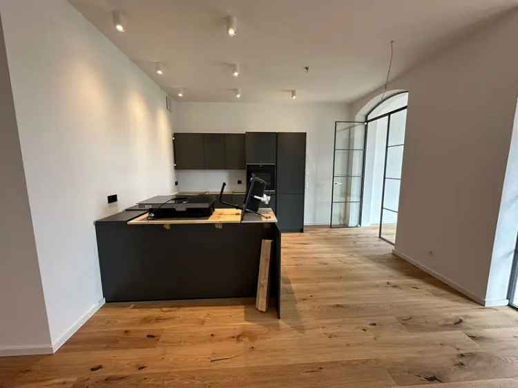 Exklusive 5 Zimmer Loft-Wohnung mit Loggia * Alte Spinnerei in Wagen